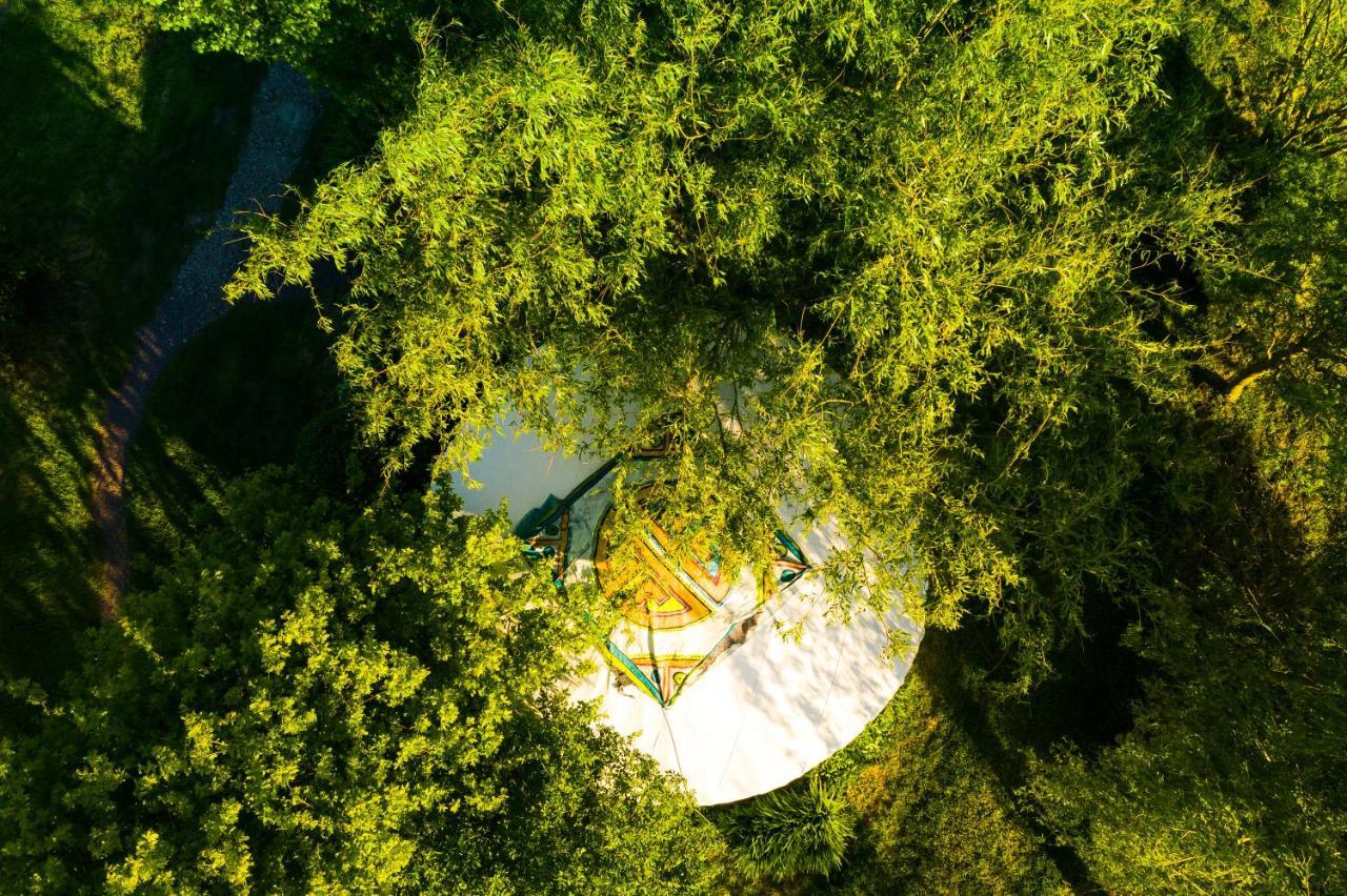 Au Bonheur Nomade Otel Livry  Dış mekan fotoğraf
