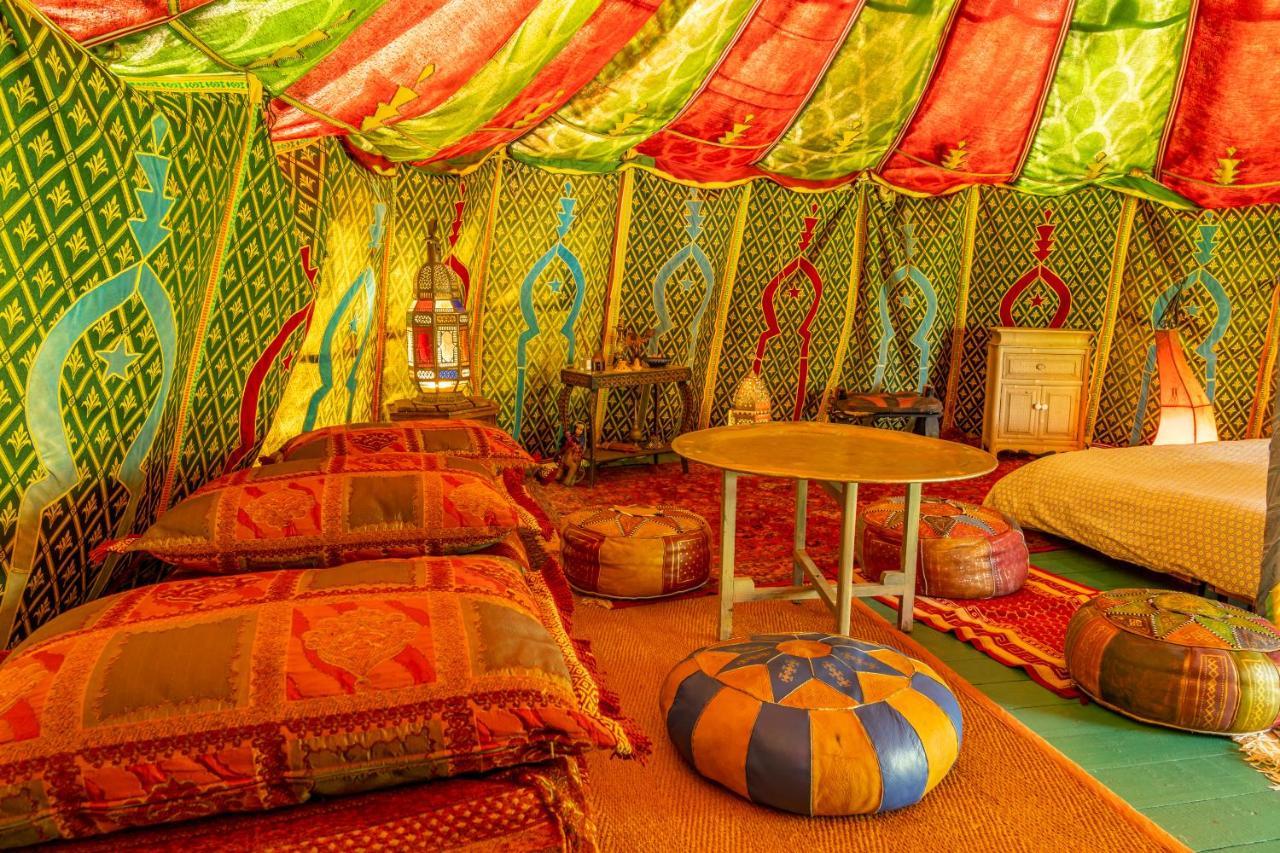 Au Bonheur Nomade Otel Livry  Dış mekan fotoğraf