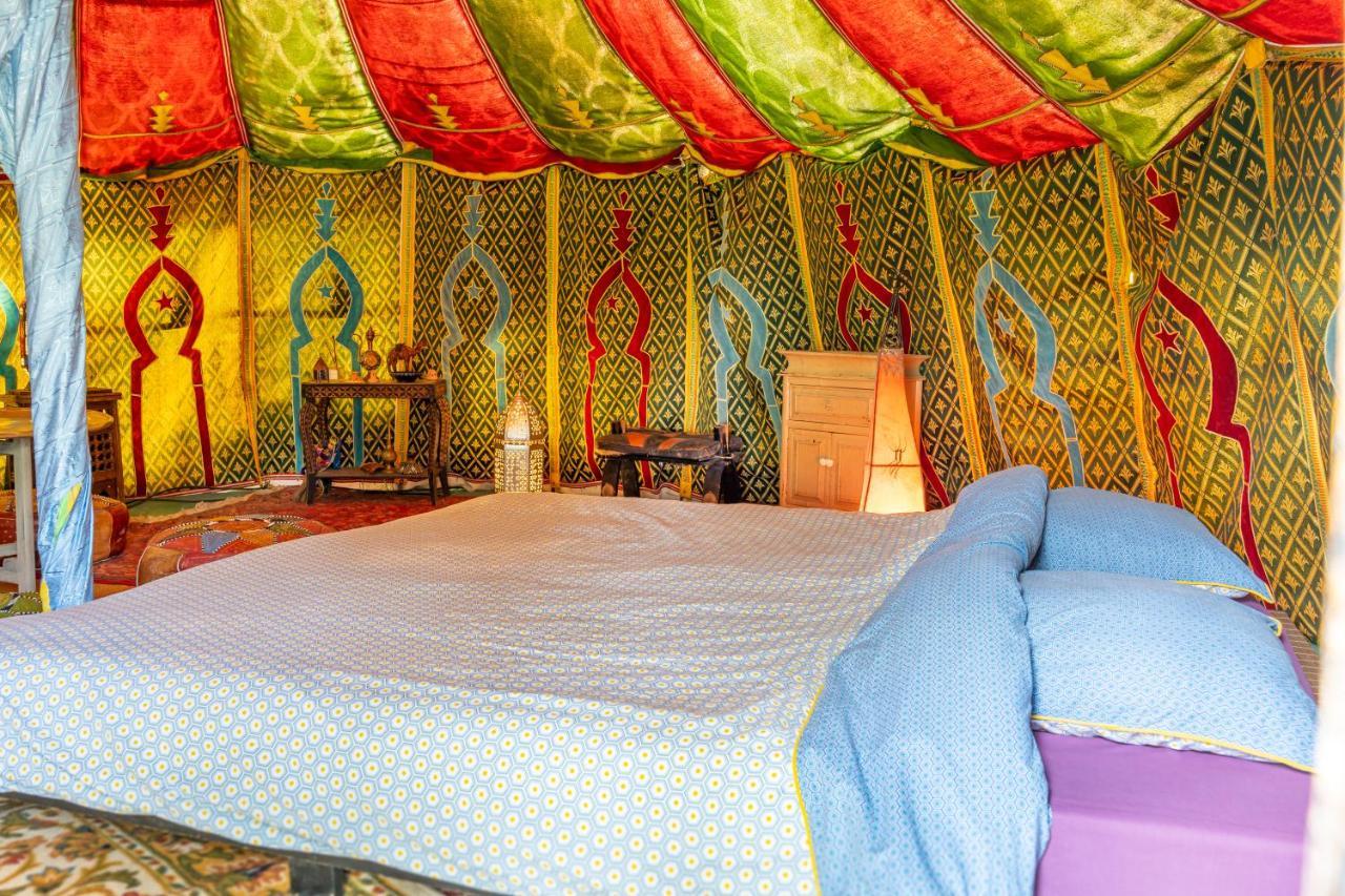 Au Bonheur Nomade Otel Livry  Dış mekan fotoğraf