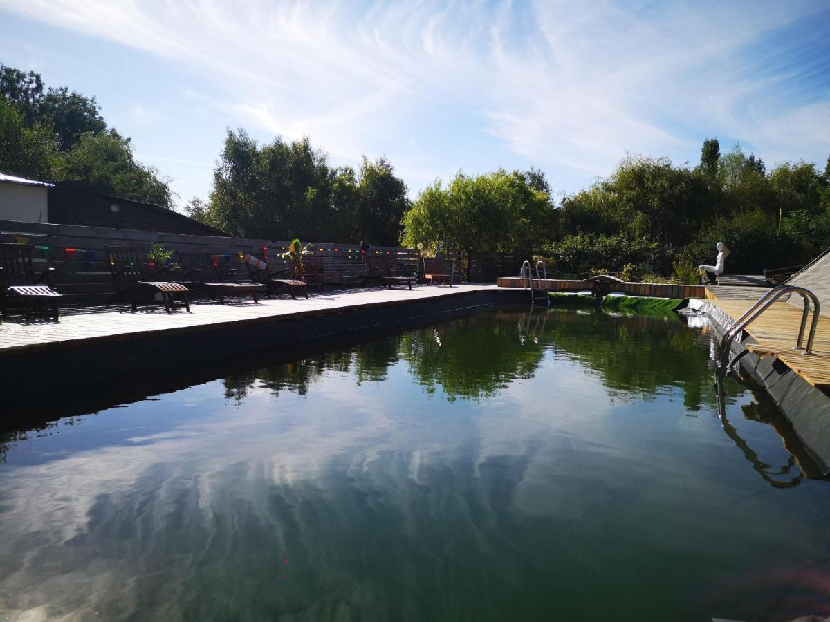 Au Bonheur Nomade Otel Livry  Dış mekan fotoğraf