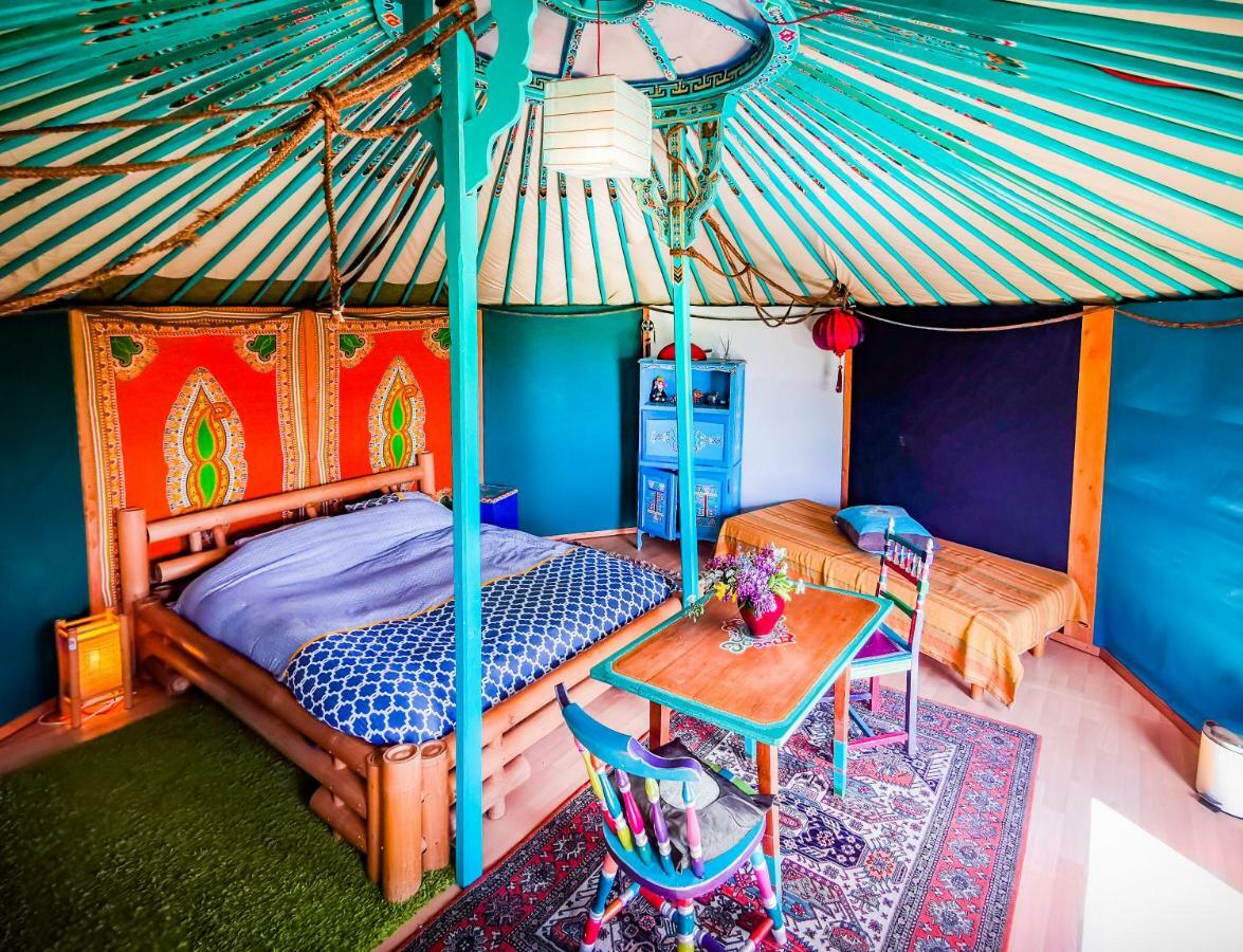 Au Bonheur Nomade Otel Livry  Dış mekan fotoğraf